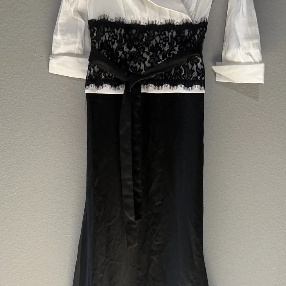 Elegant Chic Black and White Lace Maxi Dress belted wide shoulder sz 12 formal